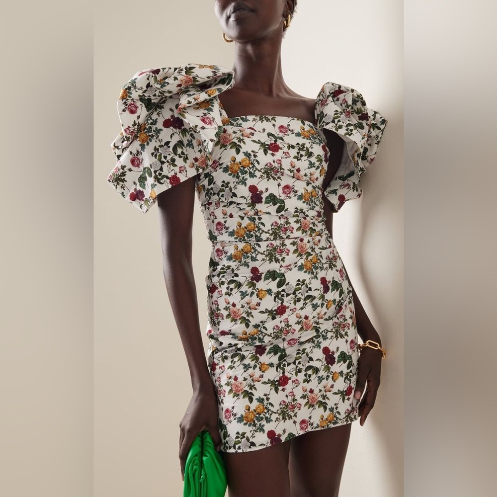SOLD **Oscar de la renta PRESPRING2023 draped poplin mini